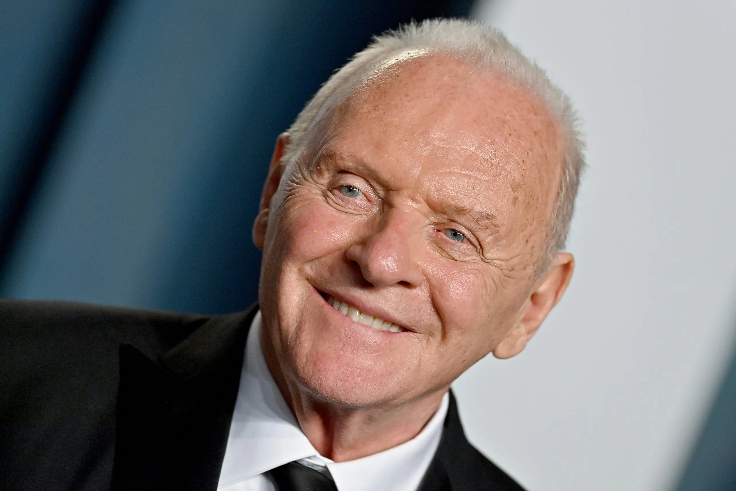 Amor, deseo y muerte: Uma Thurman, Anthony Hopkins y Phoebe Dynevor protagonizarán 'El ama de llaves'